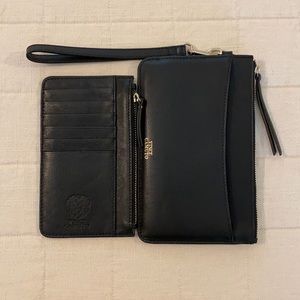 Vince Camuto wristlet